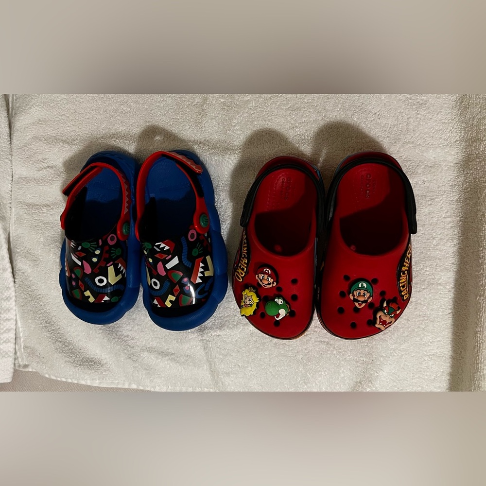 Kids Sandals & Crocs Lot - 2 Pairs - Blue Red Pixar Cars Mario - Sizes 8 & C7